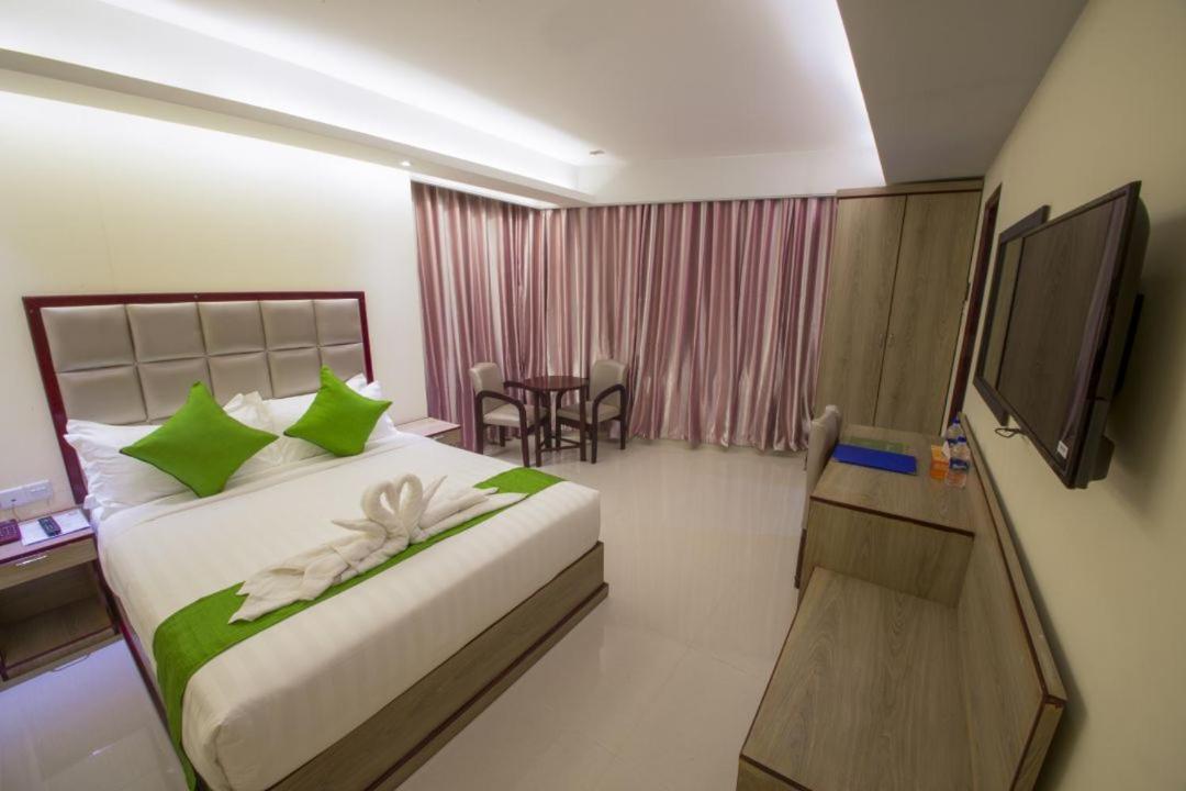Hotel Mira Garden Sylhet Exterior foto