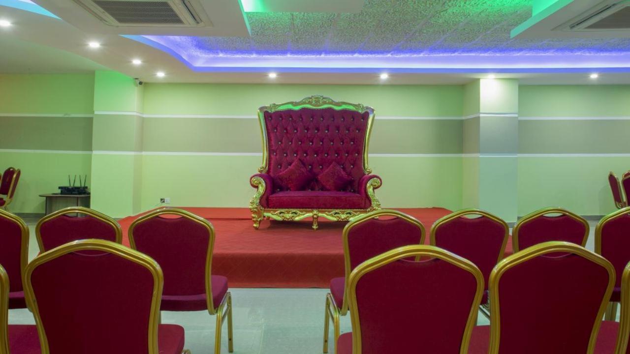 Hotel Mira Garden Sylhet Exterior foto